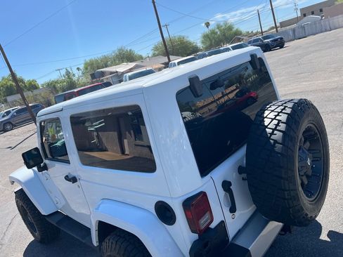 Used 2013 Jeep Wrangler Sahara w/ Dual Top Group AWD/4WD image 41