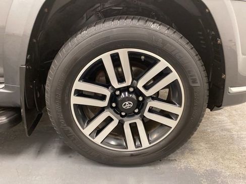 Used 2018 Toyota 4Runner Limited image 32