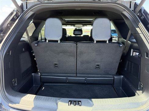 Used 2020 Ford Explorer Limited w/ Class III Trailer Tow Package AWD/4WD image 17