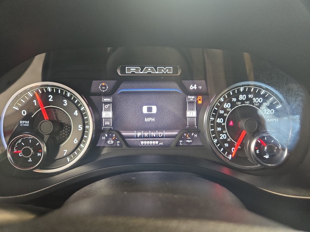 Used 2024 RAM 1500 Laramie AWD/4WD image 22