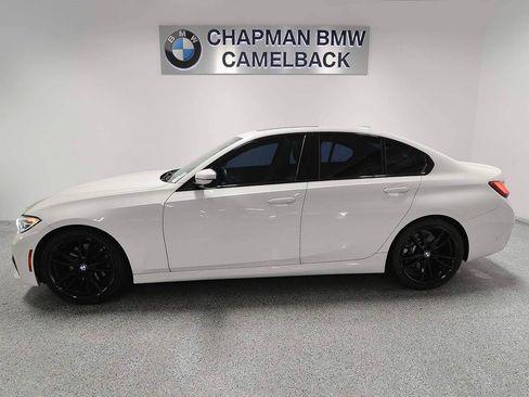 Used 2020 BMW 330i Sedan w/ M Sport Package RWD image 3