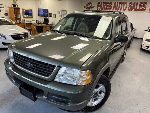 Used 2002 Ford Explorer XLT image 6