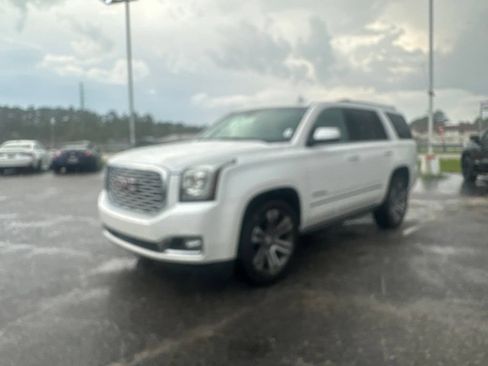 Used 2018 GMC Yukon Denali w/ Denali Ultimate Package AWD/4WD image 7
