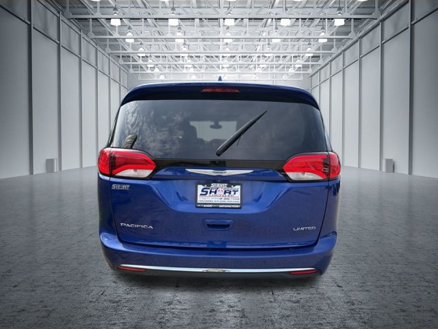 Used 2019 Chrysler Pacifica Limited FWD image 5