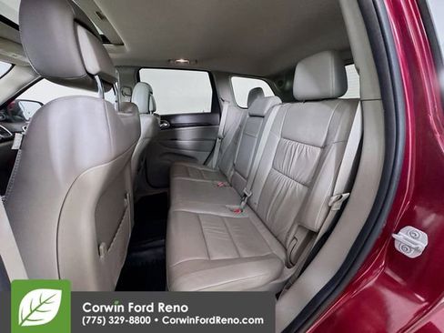 Used 2012 Jeep Grand Cherokee Laredo image 24