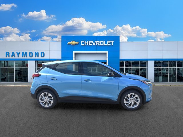 New 2027 Chevrolet Bolt LT w/ Comfort Package FWD image 2