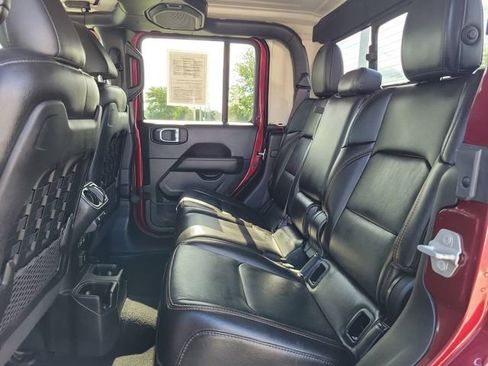 Used 2021 Jeep Gladiator Mojave AWD/4WD image 11