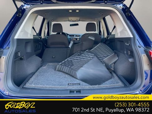Used 2021 Volkswagen Tiguan S image 37