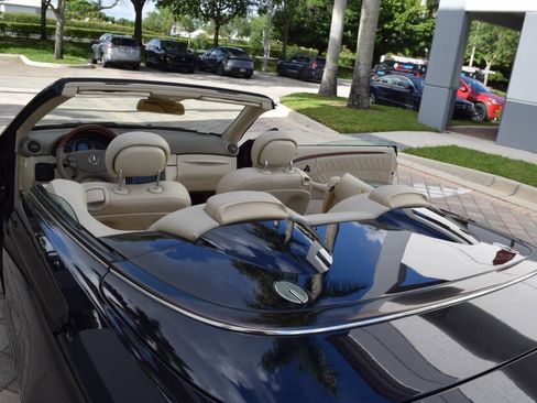 Used 2007 Mercedes-Benz CLK 350 Cabriolet image 44
