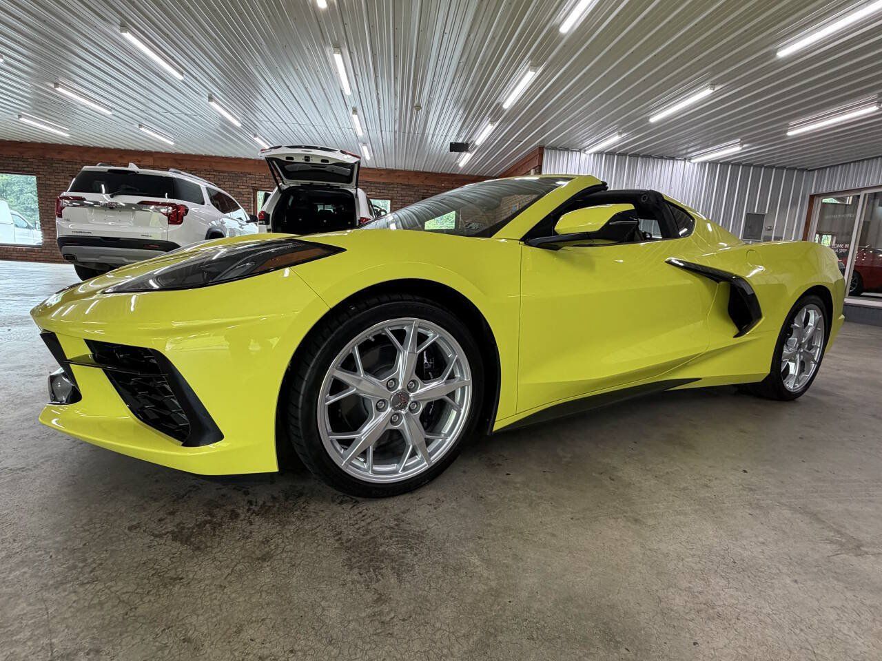 Used 2023 Chevrolet Corvette Stingray Premium Cpe w/ 3LT RWD image 11