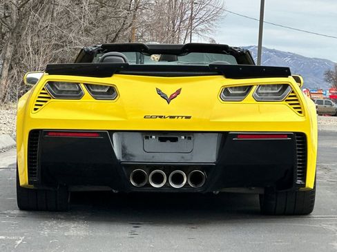 Used 2016 Chevrolet Corvette Z06 w/ 3LZ Preferred Equipment Group image 5