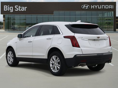 Used 2021 Cadillac XT5 Luxury w/ LPO, Floor Liner Package FWD image 3