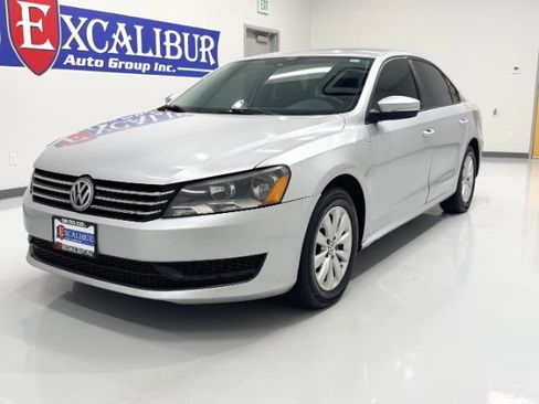 Used 2014 Volkswagen Passat 1.8T Wolfsburg Edition FWD image 7