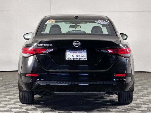 Used 2025 Nissan Sentra SV FWD image 4