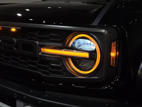 New 2025 Ford Bronco Raptor image 12