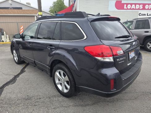 Used 2013 Subaru Outback 2.5i Limited w/ Moonroof Pkg image 3
