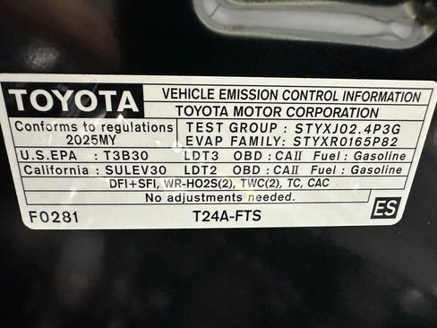 Used 2025 Toyota Grand Highlander AWD image 73