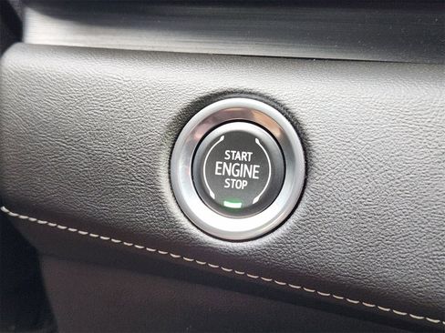 Used 2021 Cadillac Escalade Sport w/ Driver Assist Tech Package image 32