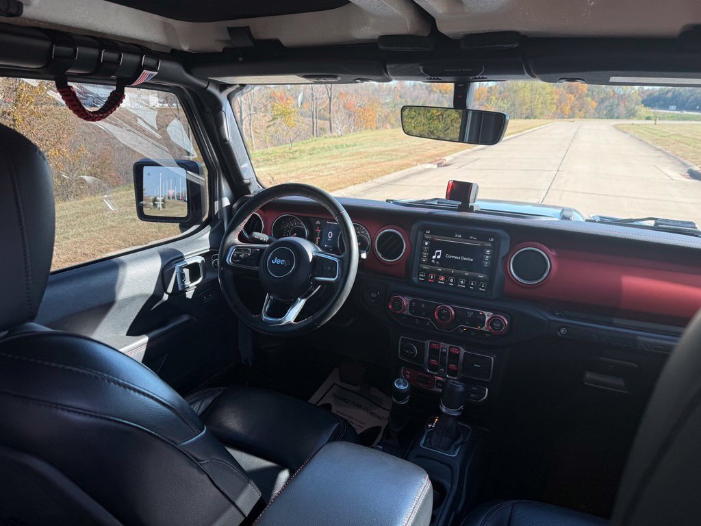 Used 2018 Jeep Wrangler Unlimited Rubicon w/ Dual Top Group AWD/4WD image 20