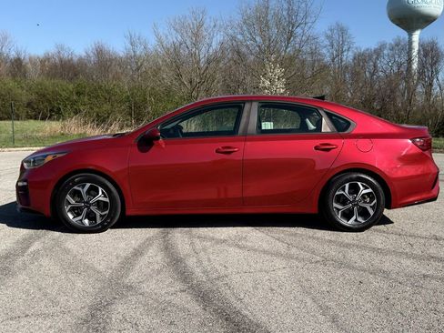 Used 2020 Kia Forte LXS image 38