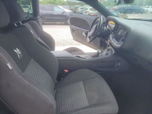 Used 2022 Dodge Challenger R/T Scat Pack RWD image 3