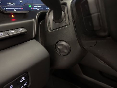 Used 2025 GMC Sierra 1500 AT4 w/ AT4 Premium Package AWD/4WD image 34