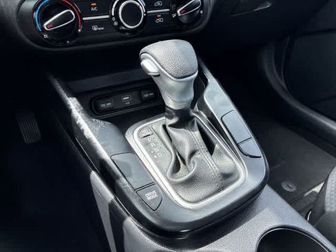 Used 2024 Kia Soul LX w/ Option Group 015 FWD image 33