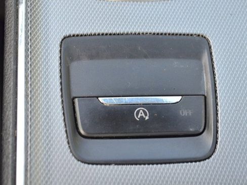 Used 2021 Ford Edge SEL w/ Convenience Package image 26