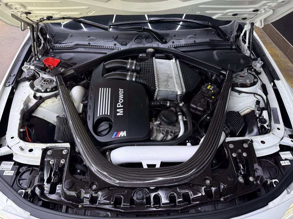 Used 2016 BMW M3 RWD image 27