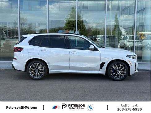 New 2026 BMW X5 xDrive50e w/ M Sport Package AWD/4WD image 6