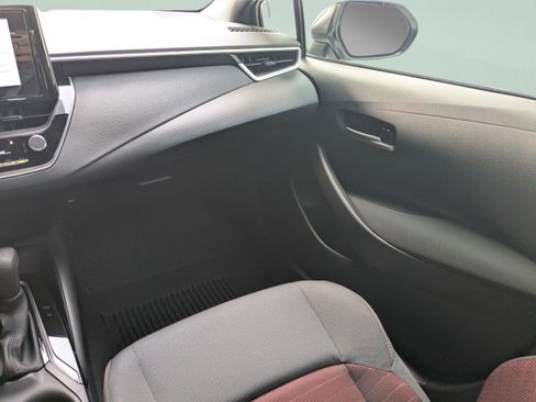 Used 2026 Toyota Corolla SE FWD image 14