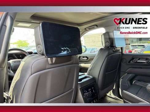 New 2026 GMC Yukon XL AT4 Ultimate w/ LPO, Floor Liner Package AWD/4WD image 32