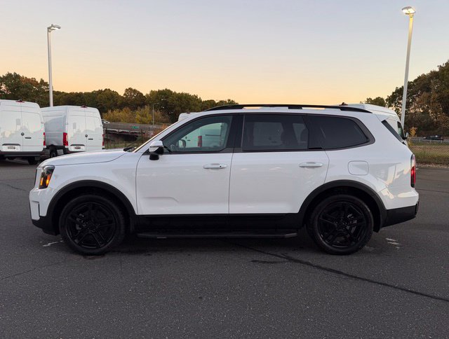 Used 2025 Kia Telluride EX X-Line AWD/4WD image 4