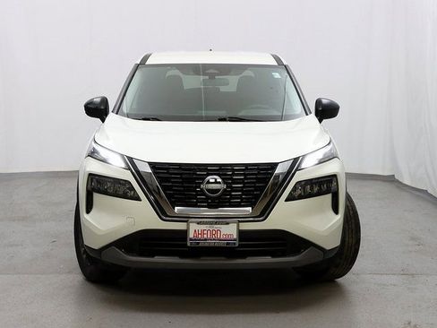 Used 2023 Nissan Rogue S image 5