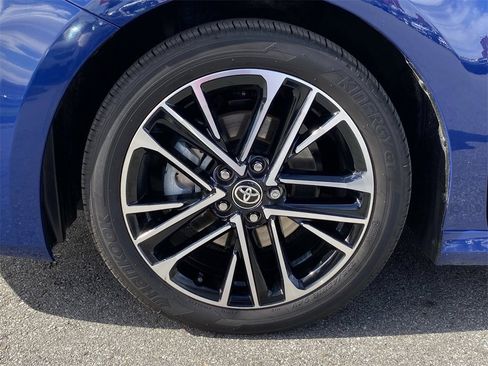 Used 2026 Toyota Camry XLE image 12