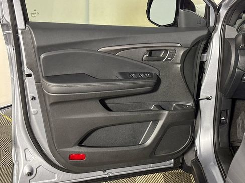 Used 2022 Honda Passport EX-L image 10