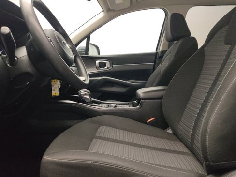 Used 2021 Kia Sorento LX FWD image 17