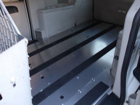 Used 2013 RAM C/V Tradesman image 16