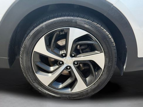 Used 2018 Hyundai Tucson Value AWD/4WD image 48