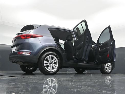 Used 2019 Kia Sportage LX w/ LX Popular Package FWD image 40