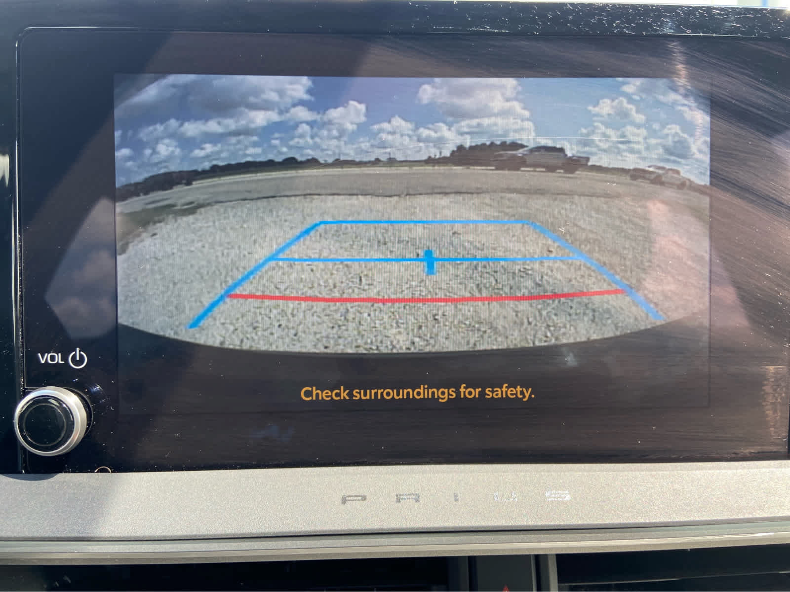 Used 2024 Toyota Prius LE FWD image 30