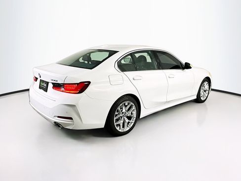 Used 2025 BMW 330i Sedan image 9