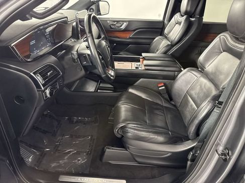 Used 2021 Lincoln Navigator Reserve AWD/4WD image 5
