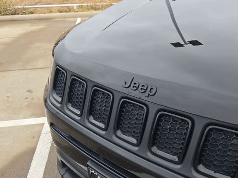 Used 2019 Jeep Compass Altitude image 11