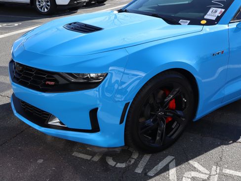 Used 2022 Chevrolet Camaro LT w/ RS Package image 6