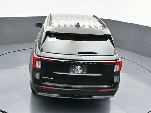New 2025 Ford Explorer Active w/ Active Comfort Package image 23