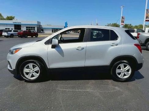 Certified 2019 Chevrolet Trax LS FWD image 5