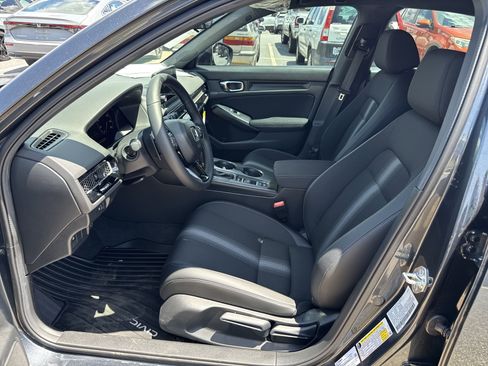 Used 2025 Honda Civic Sport image 14