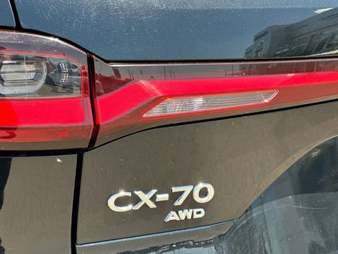 Used 2025 MAZDA CX-70 3.3 Turbo w/ Preferred Package AWD/4WD image 32