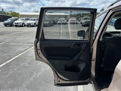 Used 2014 Subaru Forester 2.5i Premium w/ Popular Package #1 image 9